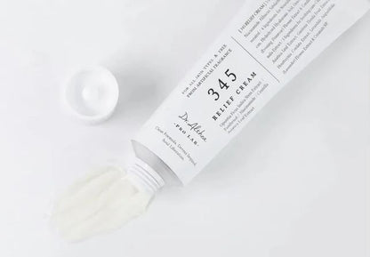 Dr. Althea 345 Relief Cream - viegls sejas krēms problemātiskai un aknes skartai ādai ar resveratrolu, niacinamīdu un pantenolu.
