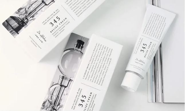 Dr. Althea 345 Relief Cream - viegls sejas krēms problemātiskai un aknes skartai ādai ar resveratrolu, niacinamīdu un pantenolu.