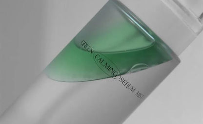 Dr. Althea Green Calming Serum Mist – atsvaidzinošs un nomierinošs toniks (sprejs) sejas ādai.