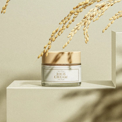 I'm From Rice Cream sejas krēms ādas mitrināšanai un mirdzumam ar rīsu ekstraktu.