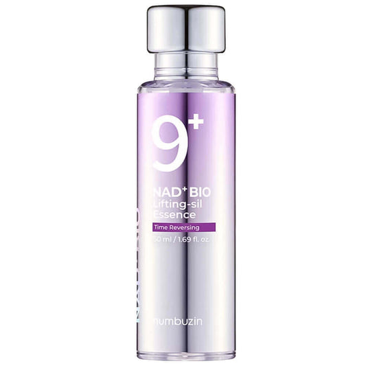 Numbuzin No.9 NAD+ Bio Lifting Essence – nostiprinoša un mitrinoša sejas esence ar NAD+, 50 peptīdiem un antioksidantiem, kas uzlabo ādas elastību, samazina grumbas un piešķir mirdzošu, gludu “glass skin” efektu.