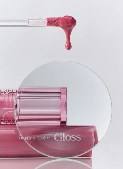 Romand Glasting Color Gloss - lūpu spīdums ar mitrinošu efektu un intensīva spīduma (glazētu) finišu. 